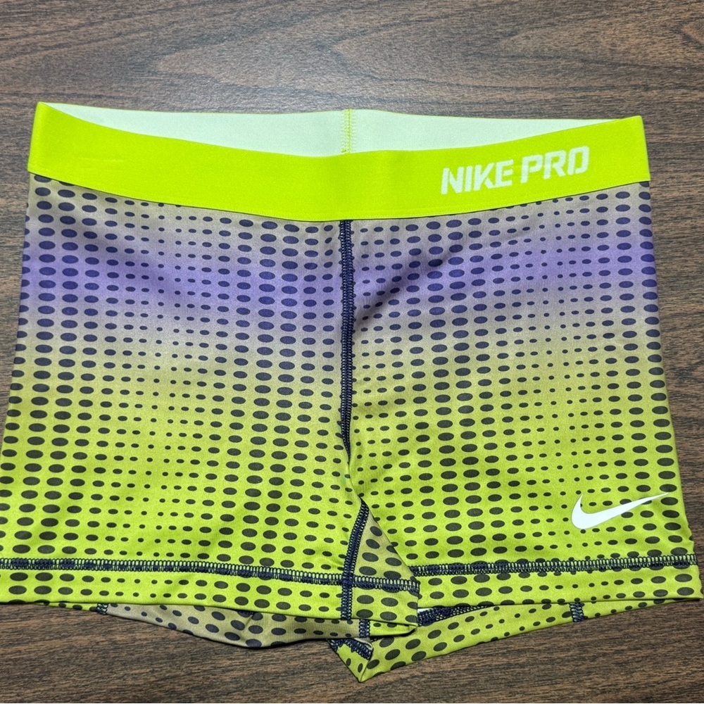 Nike Pro Compression Shorts Neon Gradient Dot Print Women’s Medium NWOT